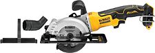 Дисковая (циркулярная) пила DeWalt DCS571NT (без АКБ, кейс) Дисковая (циркулярная) пила DeWalt DCS571NT (без АКБ, кейс)