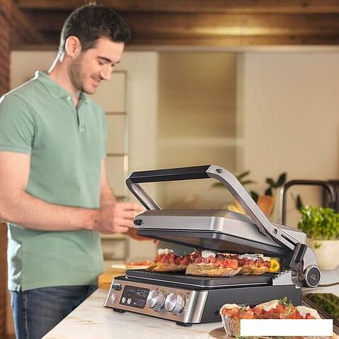 Электрогриль Braun MultiGrill 7 CG7044