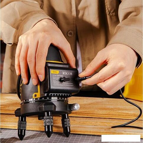 Лазерный нивелир Deli DL332303 102966