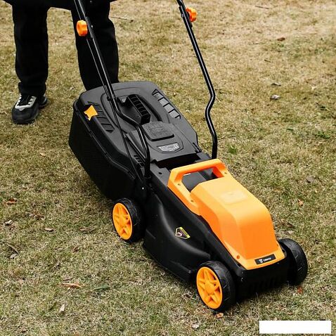 Газонокосилка Deko DKLM1500 063-3005