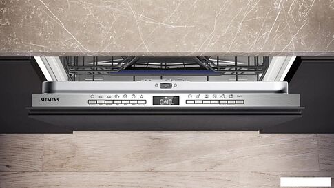 Встраиваемая посудомоечная машина Siemens iQ300 SN63HX06CE