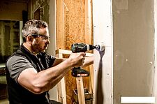 Дрель-шуруповерт Metabo BS 18 LT BL (2 А*ч) Дрель-шуруповерт Metabo BS 18 LT BL (2 А*ч)