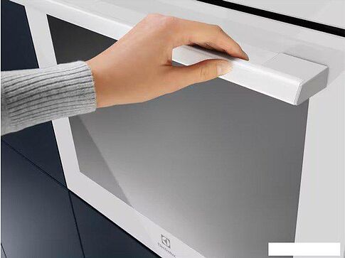 Электрический духовой шкаф Electrolux EOF5F50BV