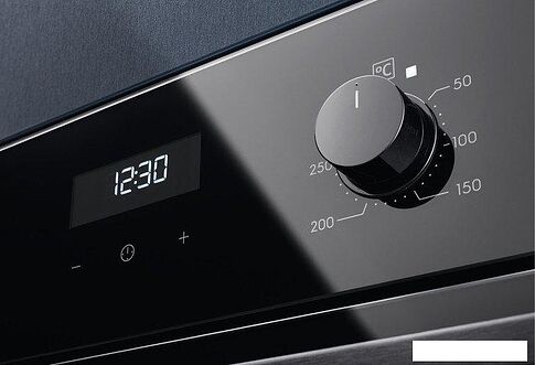 Электрический духовой шкаф Electrolux SteamBake PRO 600 EOD5H70BZ