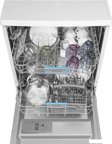 Отдельностоящая посудомоечная машина Meferi MDW6062WH FS Light