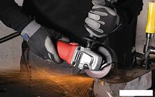 Угловая шлифмашина Milwaukee AG 10-125 EK [4933451220]