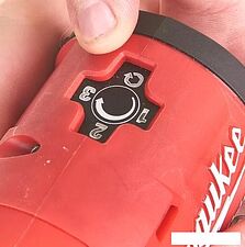 Гайковерт Milwaukee M12 FIW14-0 4933464611 (без АКБ) Гайковерт Milwaukee M12 FIW14-0 4933464611 (без АКБ)