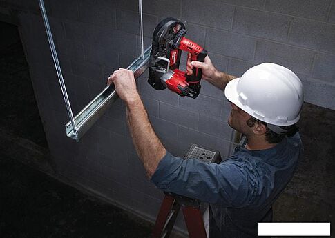 Ленточная пила Milwaukee M12 BS-0 4933431310 (без АКБ)