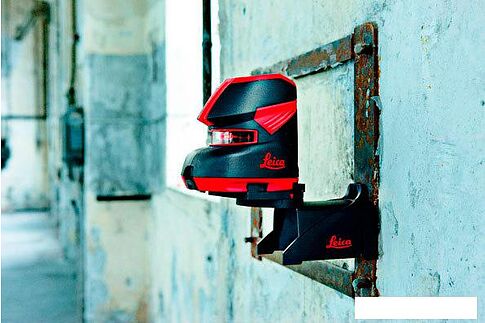 Лазерный нивелир Leica Lino L2+