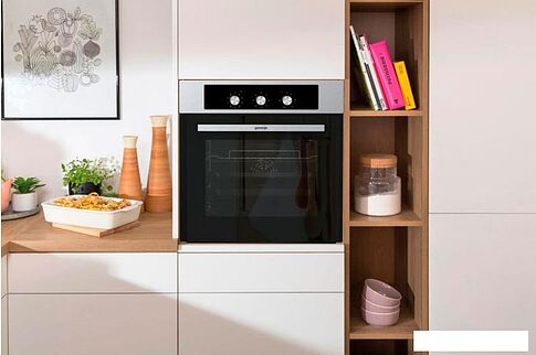 Электрический духовой шкаф Gorenje BO6727E03AX