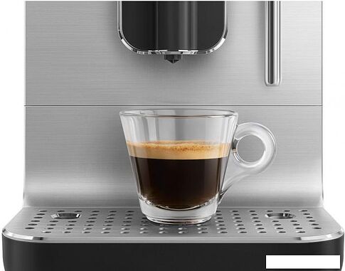 Кофемашина Smeg BCC12BLMEU