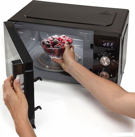 Микроволновая печь Gorenje MO20A3BH