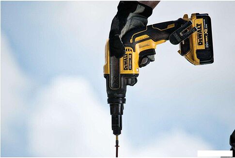 Шуруповерт DeWalt DCF622B (без АКБ)