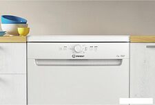 Посудомоечная машина Indesit DFE 1B19 14 Посудомоечная машина Indesit DFE 1B19 14