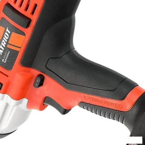 Ударный гайковерт Patriot BR 360UES-1/2 180301561 (с 2-мя АКБ, кейс)