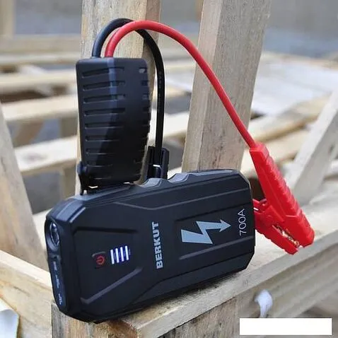 Портативное пусковое устройство Беркут JSL-15000