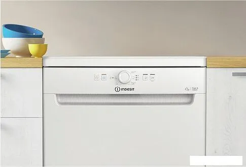 Посудомоечная машина Indesit DFE 1B19 14
