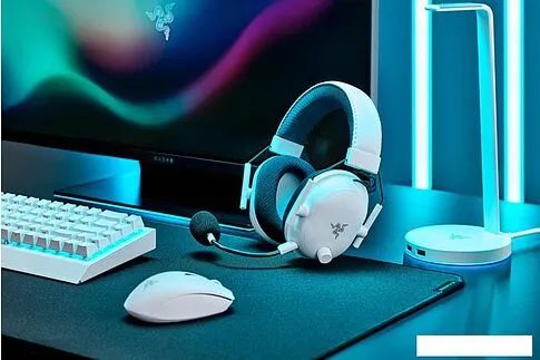 Наушники Razer Blackshark V2 Pro (белый)
