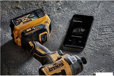 Винтоверт DeWalt DCF888B (без АКБ)