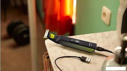 Универсальный триммер Philips OneBlade Pro Face QP6506/15