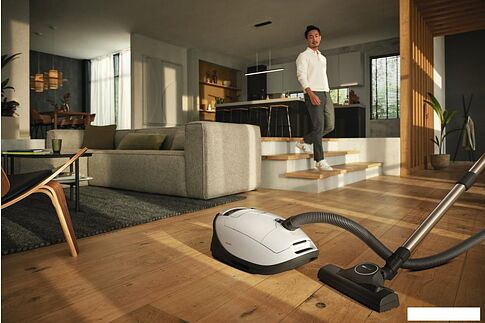 Пылесос Miele Complete C3 125 Edition (белый лотос)