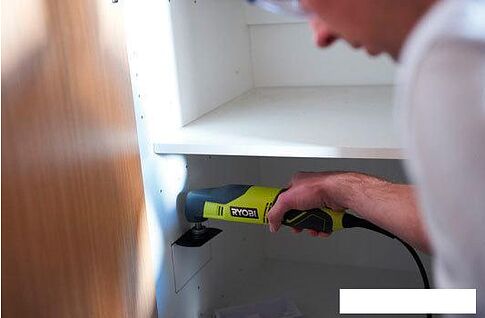 Мультифункциональная шлифмашина Ryobi RMT200S