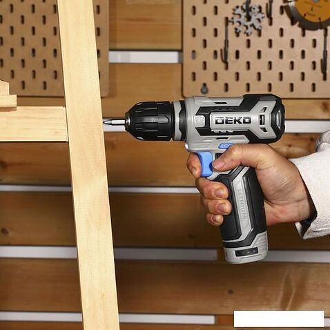 Дрель-шуруповерт Deko ZKCD12FU-Li 063-4141 (с 1-им АКБ)