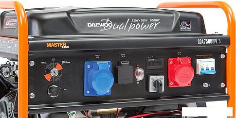 Бензиновый генератор Daewoo Power GDA 7500DPE-3