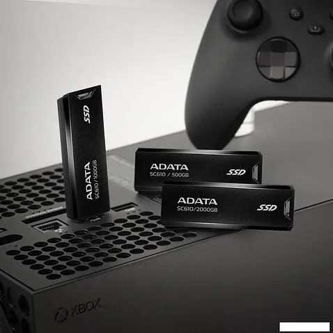 Внешний накопитель ADATA SC610 2TB SC610-2000G-CBK/RD