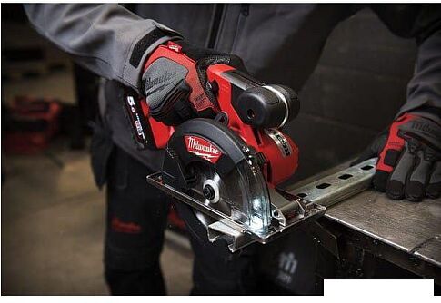 Дисковая (циркулярная) пила Milwaukee Fuel M18 FMCS-502X 4933459193 (с 1-м АКБ, сумка)