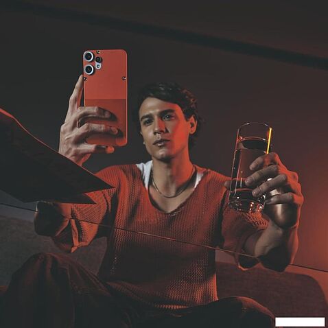 Телефон CMF Phone 2 Pro 8GB/128GB (оранжевый)