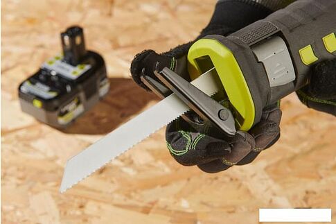 Сабельная пила Ryobi RRS18-0 5133005404 (без АКБ)