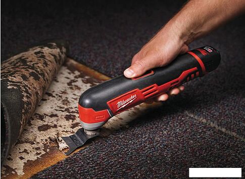 Мультифункциональная шлифмашина Milwaukee C12 MT-0 [4933427180]