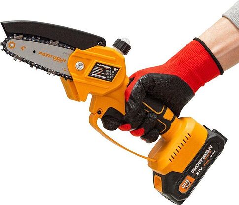 Аккумуляторная пила Partisan AS-2144 (с 2-мя АКБ, кейс)