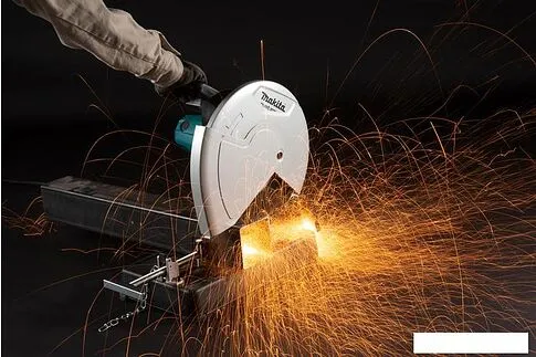 Монтажная (отрезная) пила Makita M2402