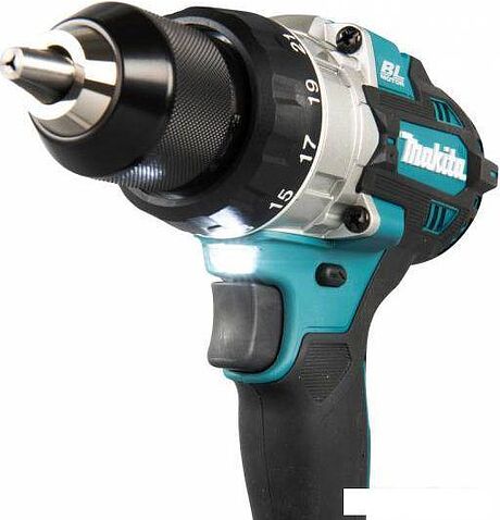 Дрель-шуруповерт Makita DDF486RTJ (с 2-мя АКБ, кейс)