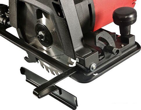 Дисковая (циркулярная) пила Энергомаш Гарант ЦП1-200