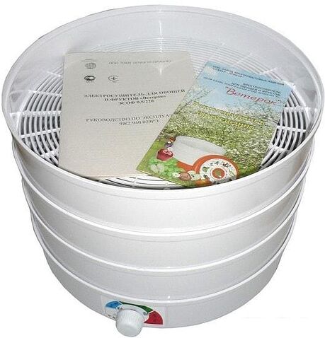 Сушилка для овощей и фруктов Спектр-Прибор Ветерок ЭСОФ-0,5/220 (3 поддона, белый)