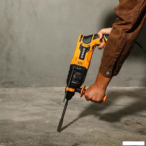 Перфоратор Deko DKH1300W 083-1062 (кейс)