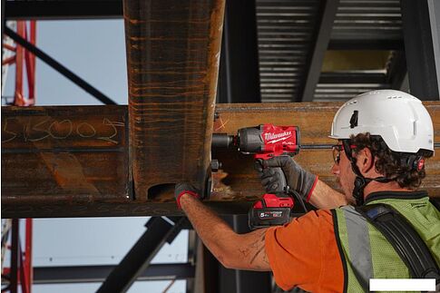 Гайковерт Milwaukee M18 FHIWF2F12MC-502X 4933499452 (с 2-мя АКБ, кейс)