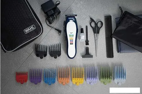 Машинка для стрижки волос Wahl 79600-3716 Color Pro Lithium