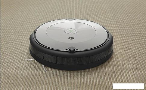Робот-пылесос iRobot Roomba 698