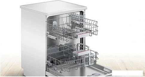Отдельностоящая посудомоечная машина Bosch SMS25GW02E