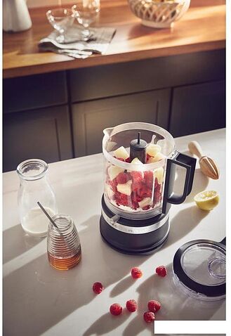 Кухонный комбайн KitchenAid 5KFC0516EBM