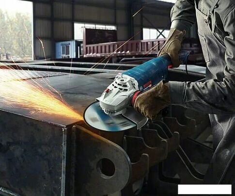 Угловая шлифмашина Bosch GWS 24-180 Professional 06018C2000