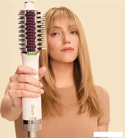 Фен-щетка Shark SmoothStyle HT212EU