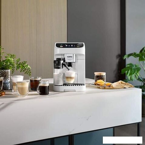 Кофемашина DeLonghi Magnifica Plus ECAM320.60W