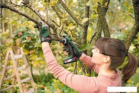 Сабельная пила Bosch AdvancedCut 18 06033D5100 (без АКБ)