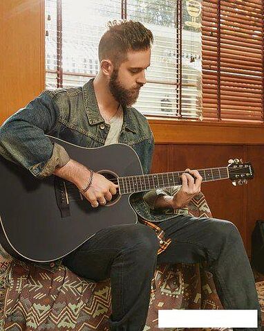 Акустическая гитара Donner DAG-1CB Black (с комплектом аксессуаров)