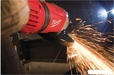 Угловая шлифмашина Milwaukee AGVK24-230EK 4933451413